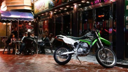 Specificații Kawasaki 250 d-tracker, fotografii și recenzii