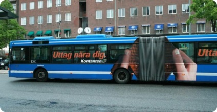 Publicitatea creativă pe autobuze (58 fotografii)