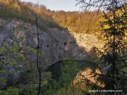 Karlstejn vár - nagy és kis kanyonok Amerika