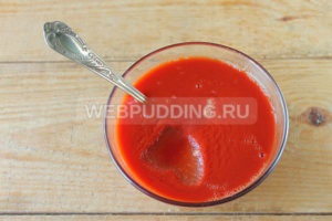 Lecho de ardei bulgăresc cu pastă de roșii, cum să gătești