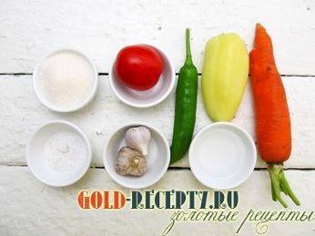 Paradicsom- és borsólevél, sárgarépa és hagyma receptek a télen, a bolgár paprika lecho a télen