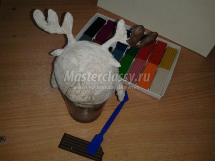 Jucarii din hartie fabricate din papier-mache