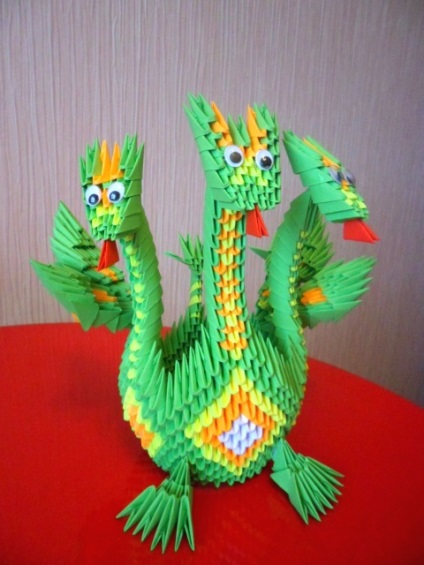Moduláris origami sárkány saját kezét