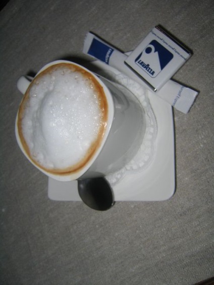 Lapte pentru o mașină de cafea și cappuccino ce conținut de grăsime și ce este mai bine