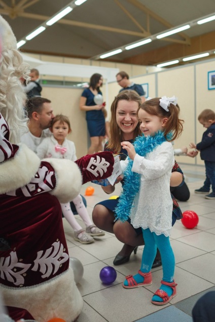 Karácsonyi csodák, vagy a mese, hogy hogyan telt a gyermekek karácsonyi party, haulmont