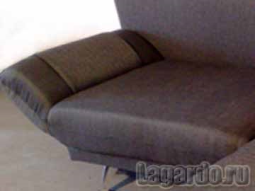 Kárpitos karfa a kanapé és szék