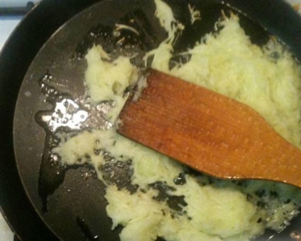 Clatite dintr-un dovlecel si o reteta de cartofi cu o poza, macar o branza, cum se face cu carne tocata si in cuptor