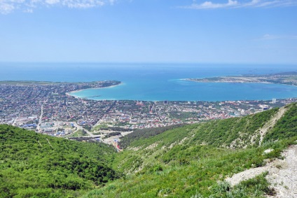 Nyaralás gyerekekkel üdülőhelyén Gelendzhik és Gelendzhik Beach