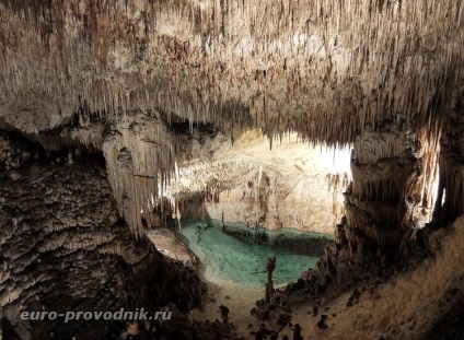 Peștera Dragonului din Mallorca - renumitul reper natural al insulei
