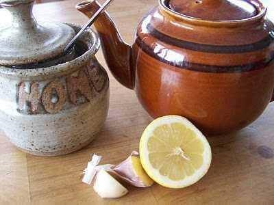 Beneficiile consumului de ceai de usturoi în fiecare dimineață