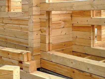 Suntem trimiși în materiale de construcție din lemn - tipuri, principalele diferențe
