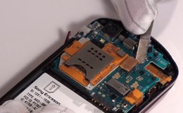 Dezasamblați sony ericsson xperia pro mk16i și înlocuirea ecranului tactil, citiți știri și articole