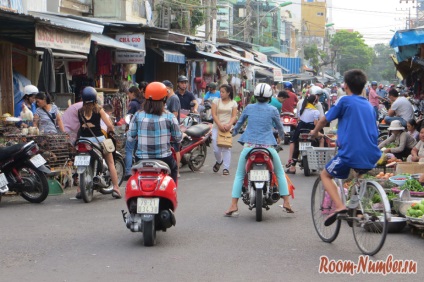 Piața din piața Nha Trang xom moi