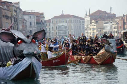 Măștile Ru și magia din Veneția încep carnavalul 2016