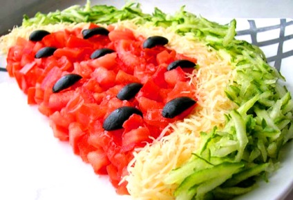 Saláta „görögdinnye” recept