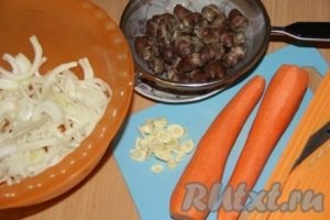 Salată cu ficat de pui și roșii - pregătim pas cu pas cu fotografia