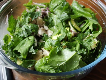 Saláta csirkével és cukkinivel - házi receptek fotókkal lépésről lépésre!