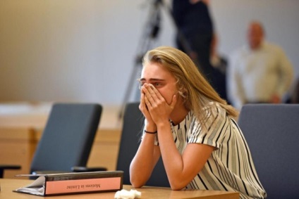 Die ma Michelle Carter ember megölte az SMS és az osztott társadalom