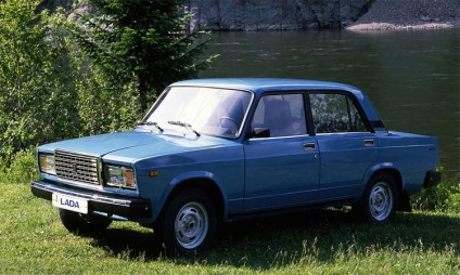 Vaz 2105 și VAZ 2107 sunt diferite și ce este mai bine, care este diferența