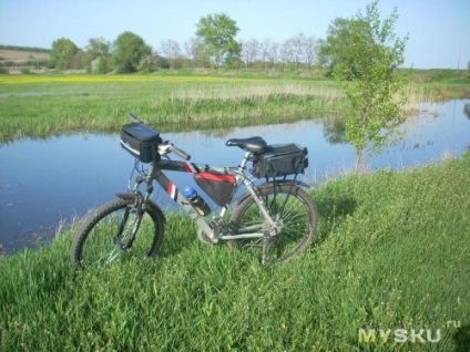 Velosumka a hátsó csomagtartó kerékpározáshoz