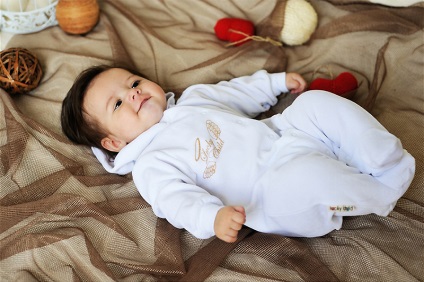 Îmbrăcăminte din velur pentru nou-născuți - vom oferi sănătate copilului