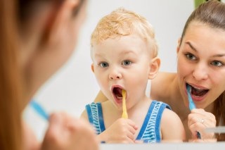 Influența alăptării prelungite asupra sănătății dinților copilului