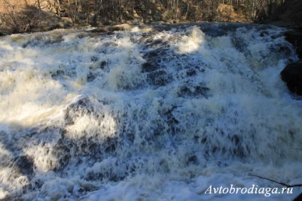 Cascada Yuzhakovsky, tramp