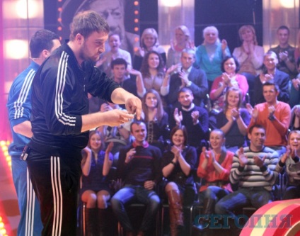 Zakulishe arată râs comedian bani, lacrimi și sfaturi de la Green-show de știri de afaceri -