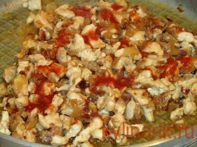 Paste fierte cu carne cu sos - beșel, gătiți