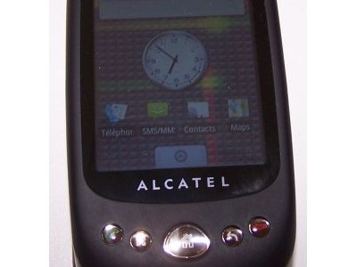 Alcatel OT-980 - úgy néz ki, mint egy tenyér előre és olcsóbb HTC Tattoo