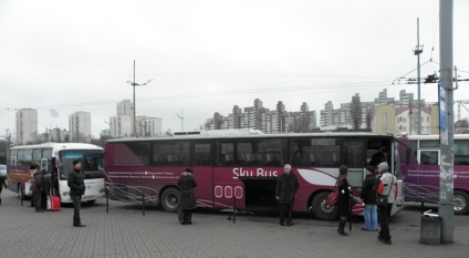 A repülőtérre közlekedő buszok Borispol Kijev