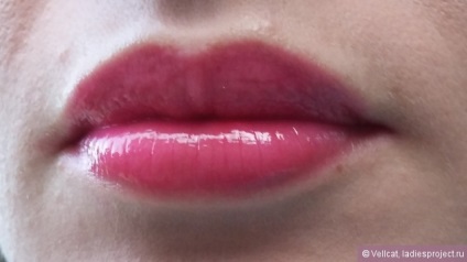 Lip gloss infaillible (nuante 305 miami neon neon) de la l-oreal - recenzii, poze si pret