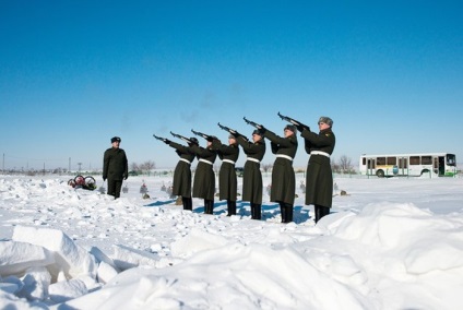 Săptămâni ale militarilor de gardă de onoare (36 fotografii) - trinikisi