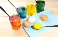 Poți să pictezi ouă, dacă nu există vopsea