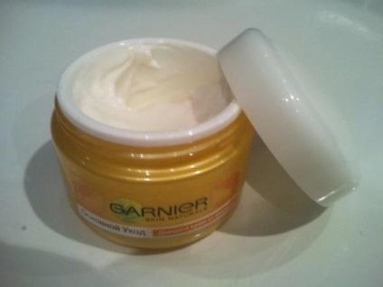 Crema de zi din ridurile garnier skin naturals - comentarii despre cosmetice