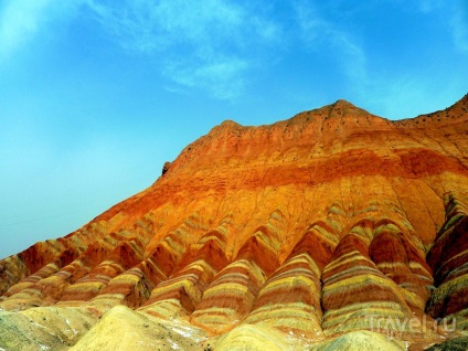 Parcul Geologic este un tribut adus dealurilor colorate din China