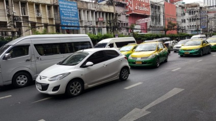 Cum să ajungeți de la aeroportul Bangkok până la centru pe toate căile și prețurile