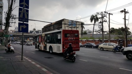 Cum să ajungeți de la aeroportul Bangkok până la centru pe toate căile și prețurile