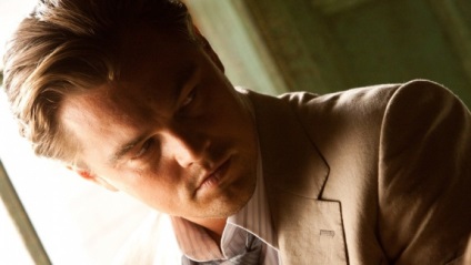 Cum să te uiți la ghidul pentru creativitatea lui Christopher Nolan