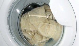 Cum să oprești o mașină de spălat