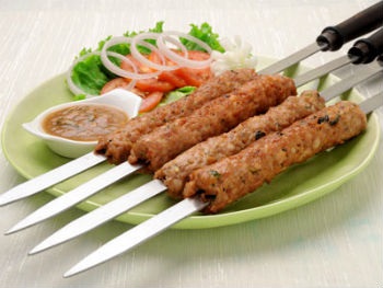 Cum să gătești lulia kebab la miez - rețete pentru un picnic, feluri de mâncare într-un cazan din 1001 mâncare