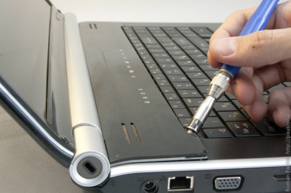 Hogyan szétszedni laptop Packard Bell lj75 blogofolio újszerű Paulova