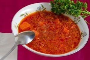 Cum să borsch, astfel încât să fie roșu