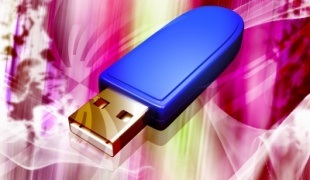 Cum se scriu informații pe o unitate flash USB