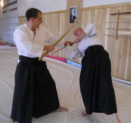 Maestrul din Aikido din Irkutsk a împrăștiat patru huligani, baikal info