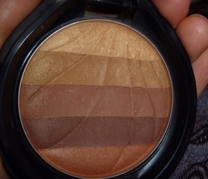 Modelarea strălucirii de pudră compactă de terra-cotta de la recenzii shiseido