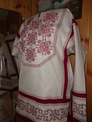 Férfi ruházat oberezhnaya - oberezhnaya szláv hímzés
