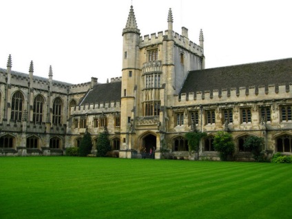 Oxford, Universitatea din Londra