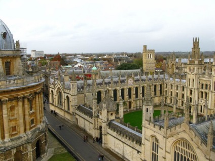 Oxford, Universitatea din Londra