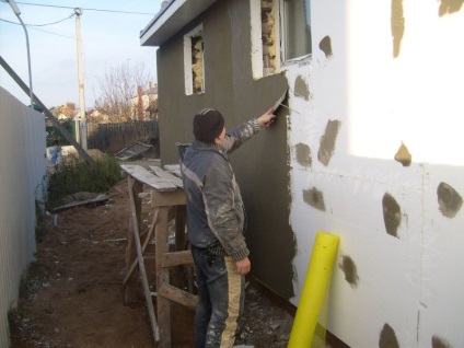 Decorarea casei cu gândacul de scoarță de fațadă - instrucțiunea cu fotografie și descriere